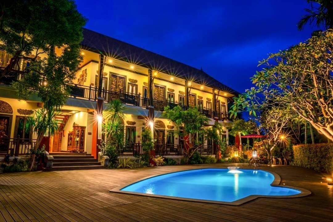 Amata Lanna Village อมตะล้านนาวิลเลจ Chiang Mai Exteriör bild